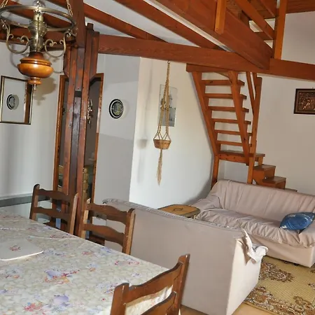 5 Renoir - 2101 Vila